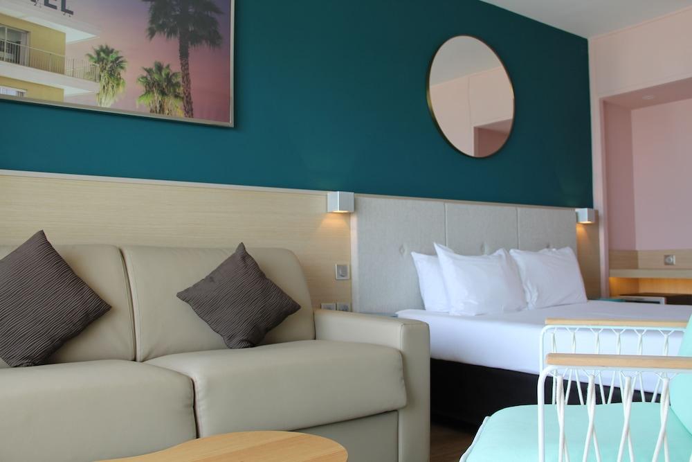 Mercure Loubet