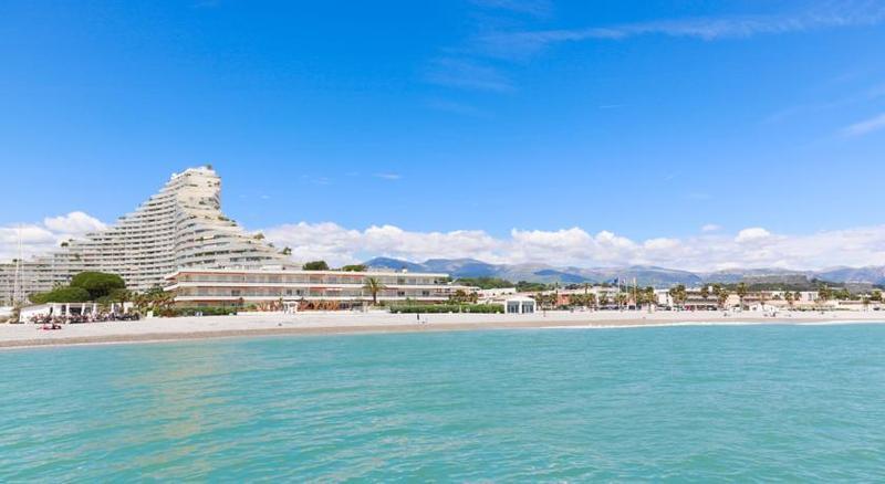 Mercure Loubet Hotel 4*